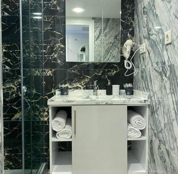 اتاق لوکس خانوادگی, Black Sea Vi Dari Apartments