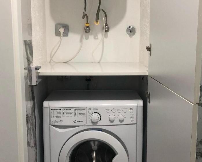 استودیوی استاندارد, Black Sea Vi Dari Apartments