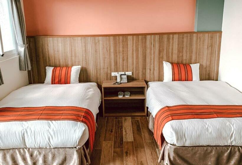 اتاق استاندارد با بالکن, 金銀花民宿