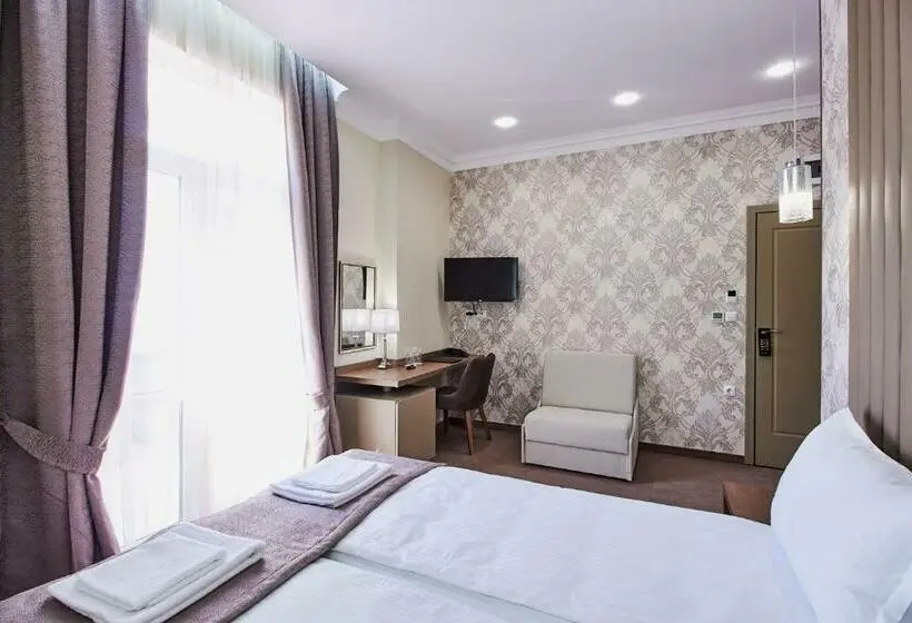 Deluxe-huone Parveke, хотел паризи