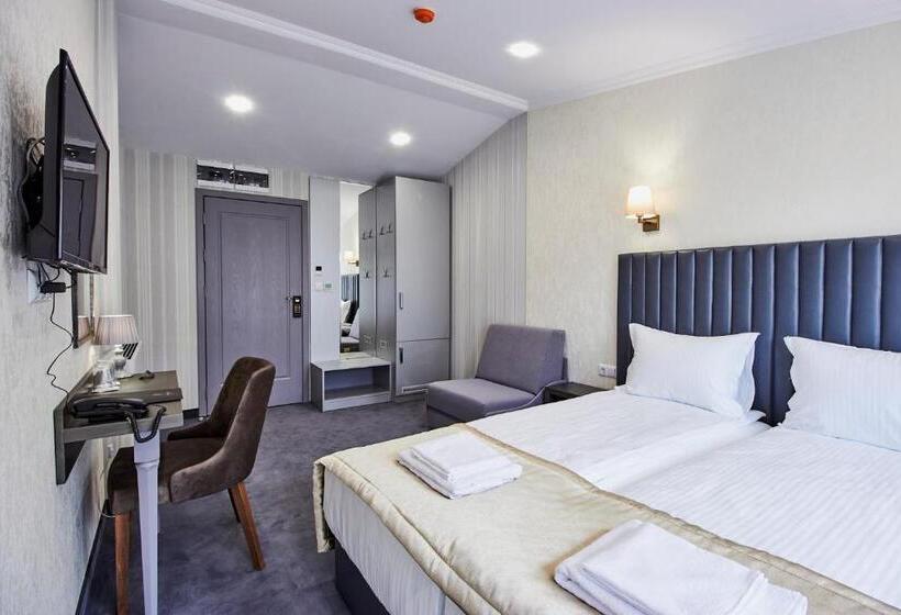 סטודיו סטנדרט עם מרפסת, хотел паризи