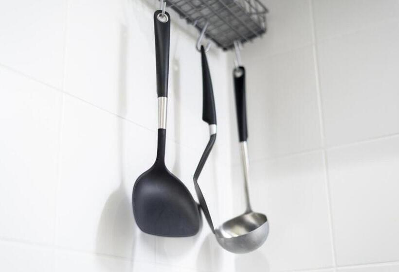 スタンダードトリプルルーム, Salon Shibuya