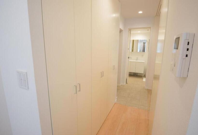 スタンダード４人部屋, Salon Shibuya