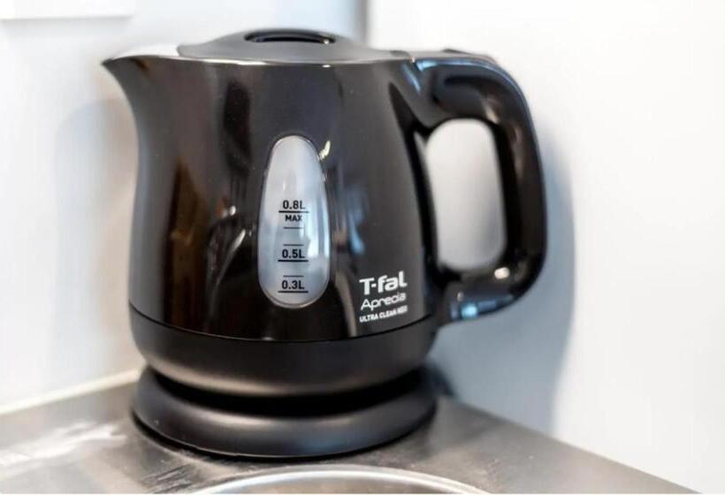 スタンダード４人部屋, Salon Shibuya