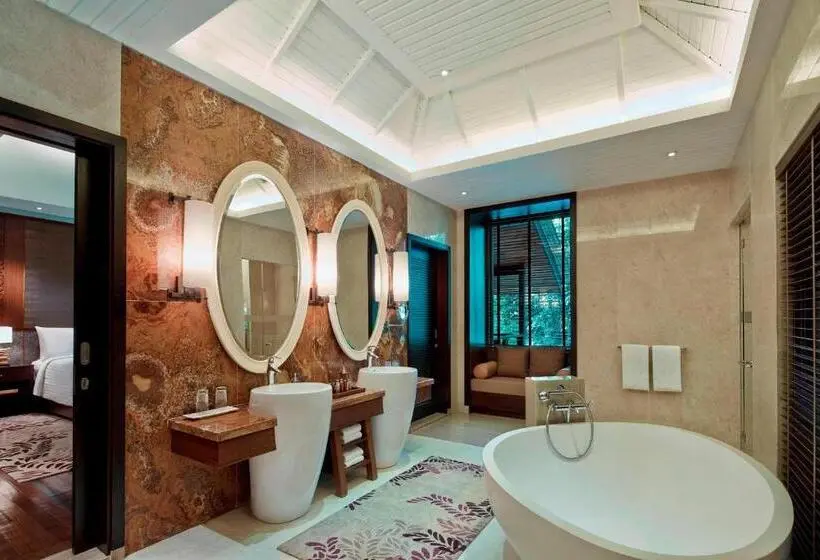 プレジデントスイートルーム, Mulu Marriott Resort