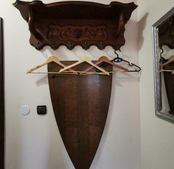 デラックストリプルルーム, възрожденски комплекс чардакъ сопот