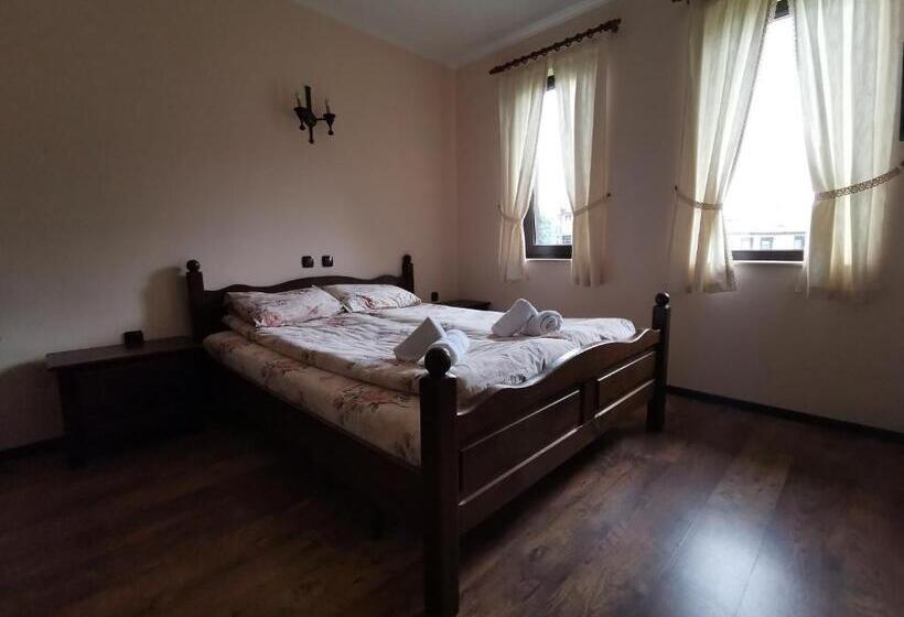 スタンダードルーム, възрожденски комплекс чардакъ сопот