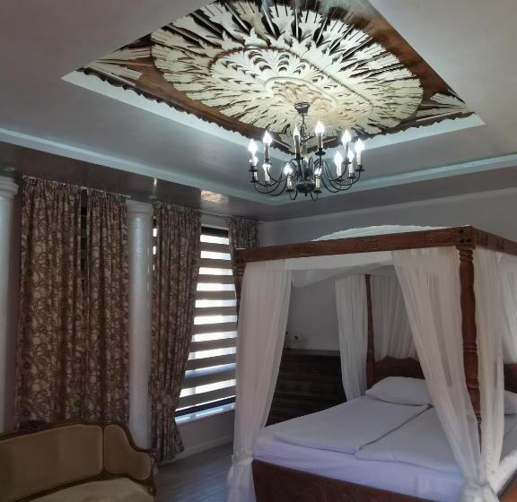 キングサイズベッドのデラックスルーム, възрожденски комплекс чардакъ сопот