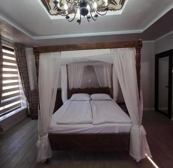 キングサイズベッドのデラックスルーム, възрожденски комплекс чардакъ сопот