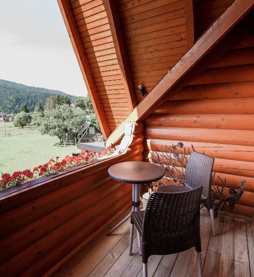 Standardzimmer mit Terrasse, садиба маланка