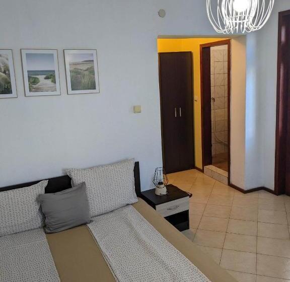 스탠다드 트리플 발코니 룸, цвета