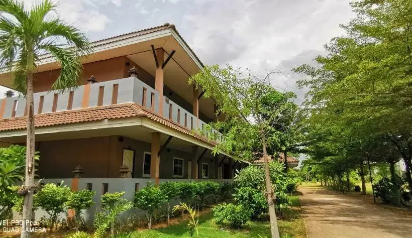 اتاق لوکس, บ้านสวนกรีนวิวรีสอร์ท