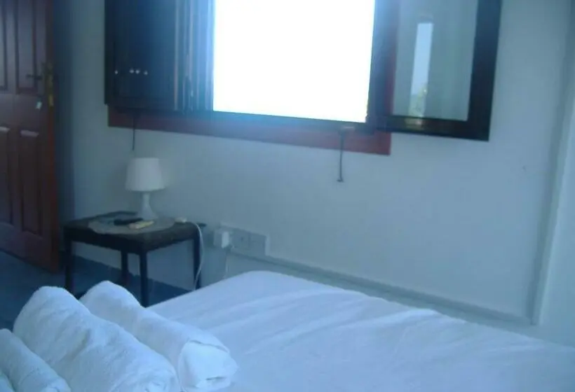 デラックスルーム, Theresa Hotel At Karpaz Peninsula