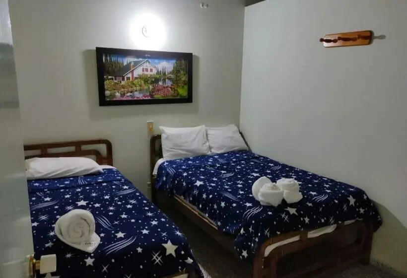 اتاق استاندارد سه نفره, Casa Verde Guatapé