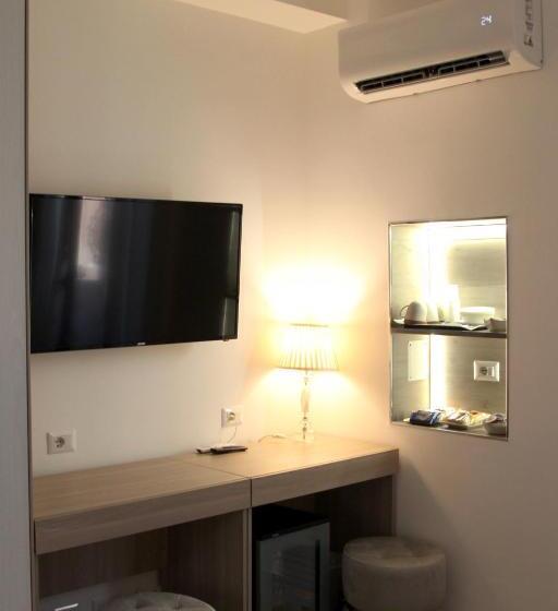 اتاق سوپریور, Royal Dreams