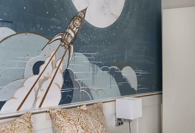 اتاق استاندارد, Sitgesnextdoor