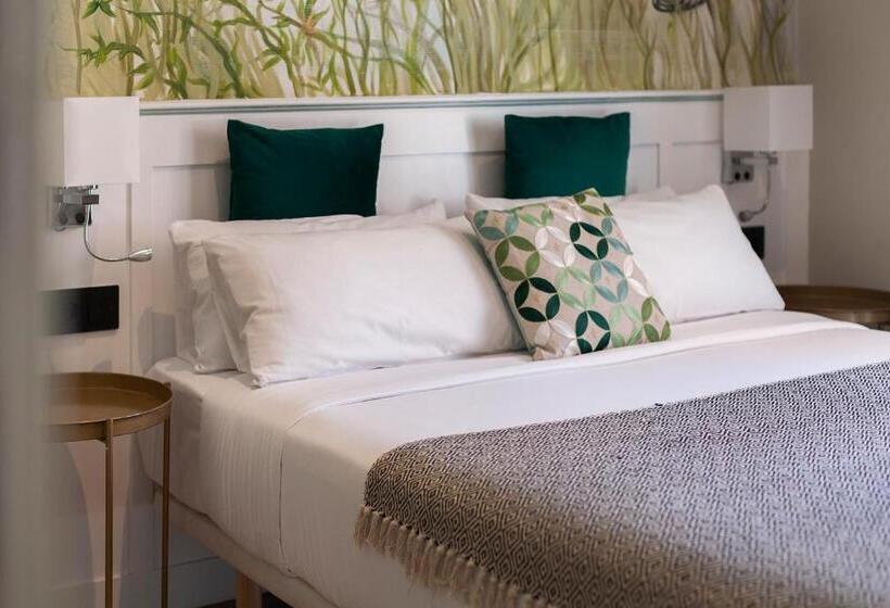 اتاق استاندارد, Sitgesnextdoor