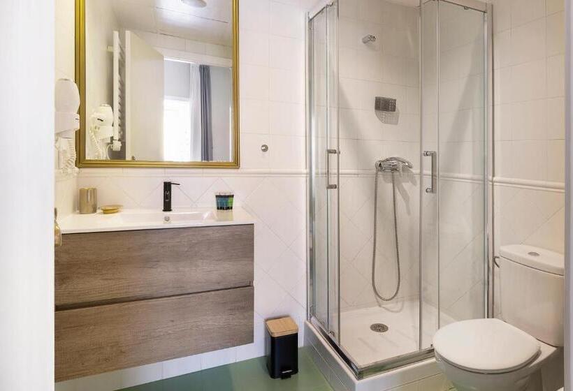 اتاق استاندارد, Sitgesnextdoor