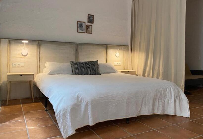 استودیوی لوکس, Sitgesnextdoor