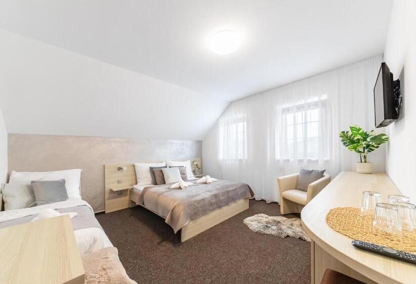 スタンダードトリプルルーム, Penzion Pepovka