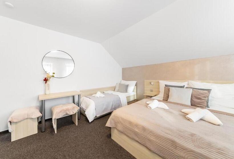 スタンダードトリプルルーム, Penzion Pepovka