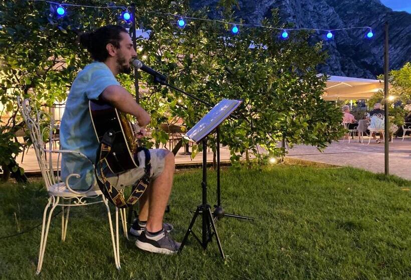 湖の見えるジュニアスイート, Albergo Bellavista