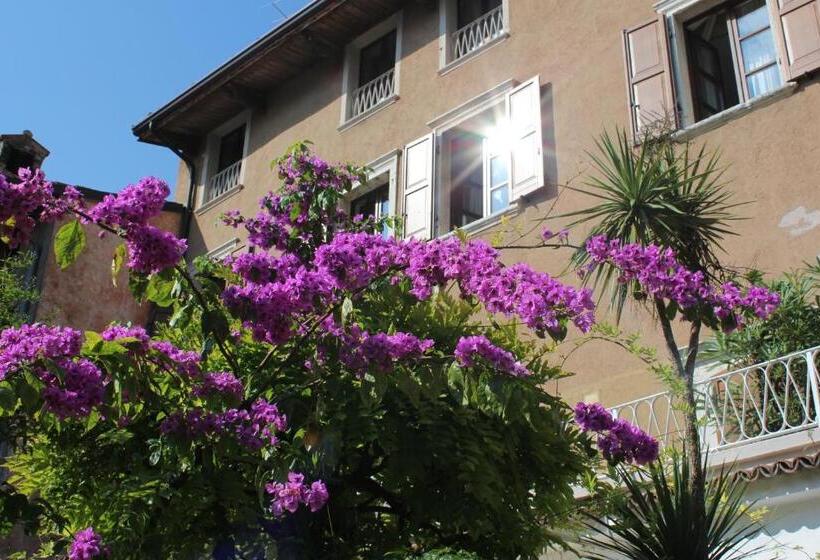 レイクビュースタンダードルーム, Albergo Bellavista