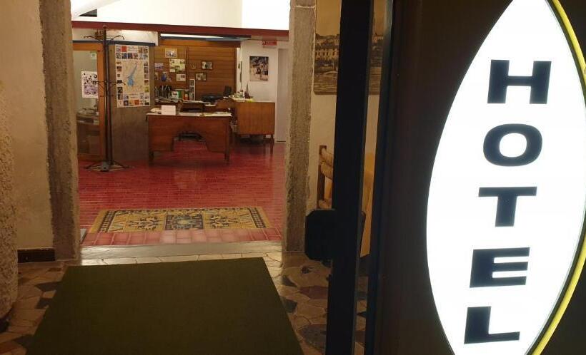 湖の見えるジュニアスイート, Albergo Bellavista