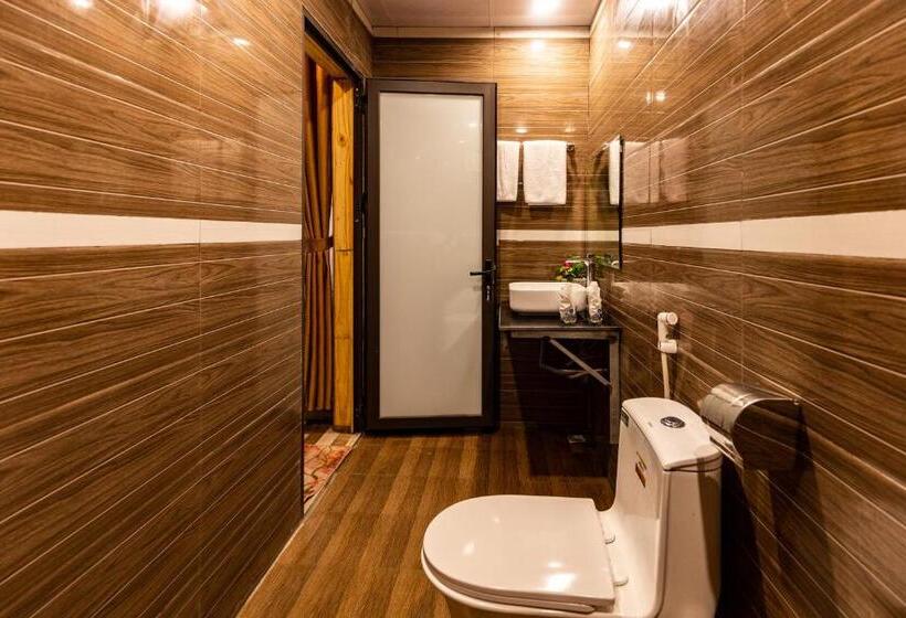 Bungalow Familiar, Trang An Moon Garden Homestay