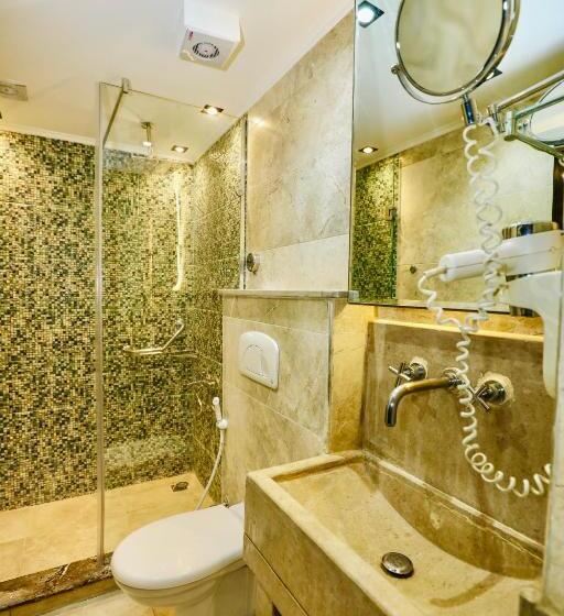 اتاق لوکس, Comfort Inn Giza