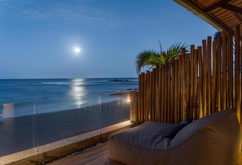 디럭스 룸 바다 전망, Pousada Dona Moça