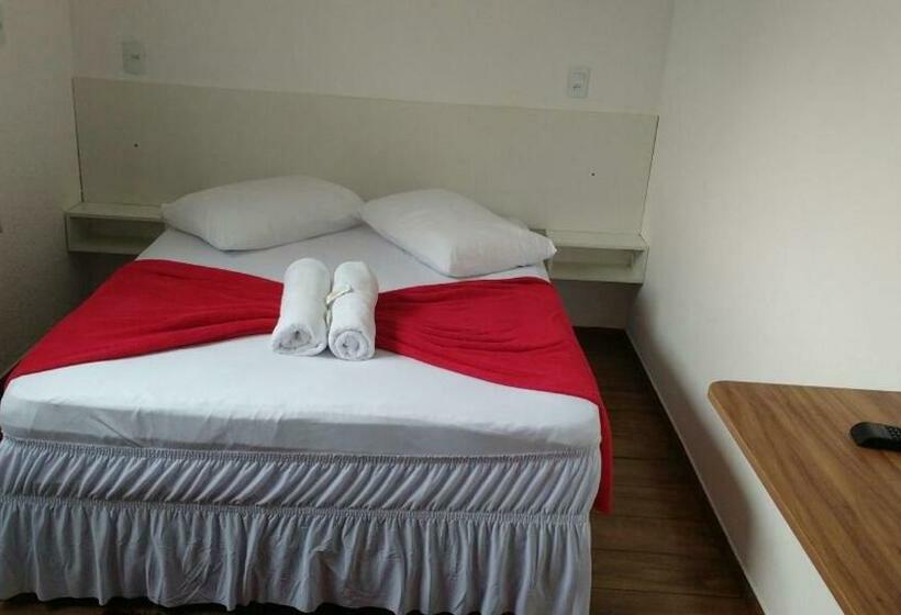 家庭间, Pousada Dona Quiteria