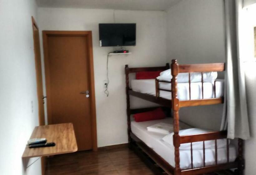 家庭间, Pousada Dona Quiteria