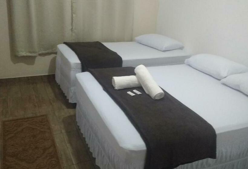 标准三人间, Pousada Dona Quiteria