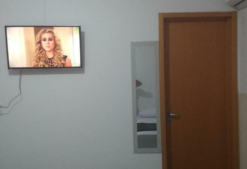 标准三人间, Pousada Dona Quiteria