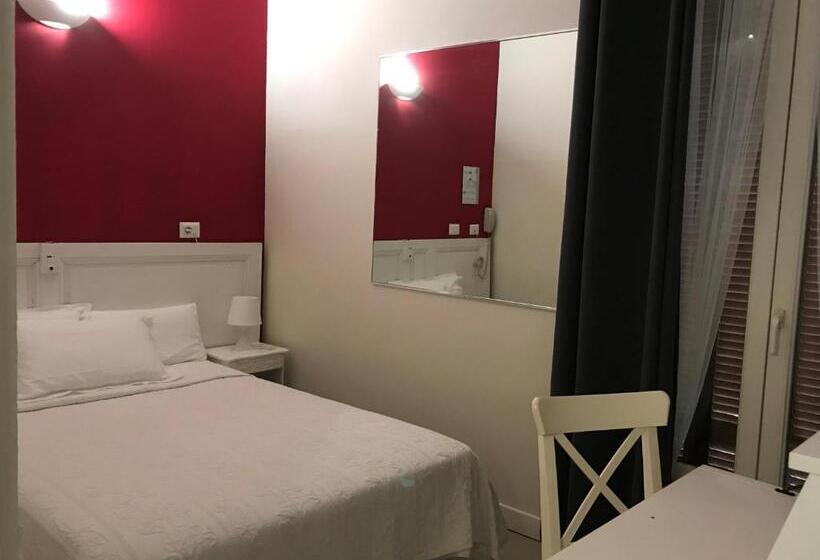 غرفة قياسية فردية, Azur