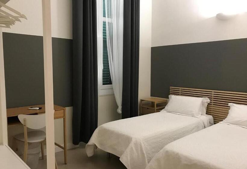 غرفة قياسية, Azur