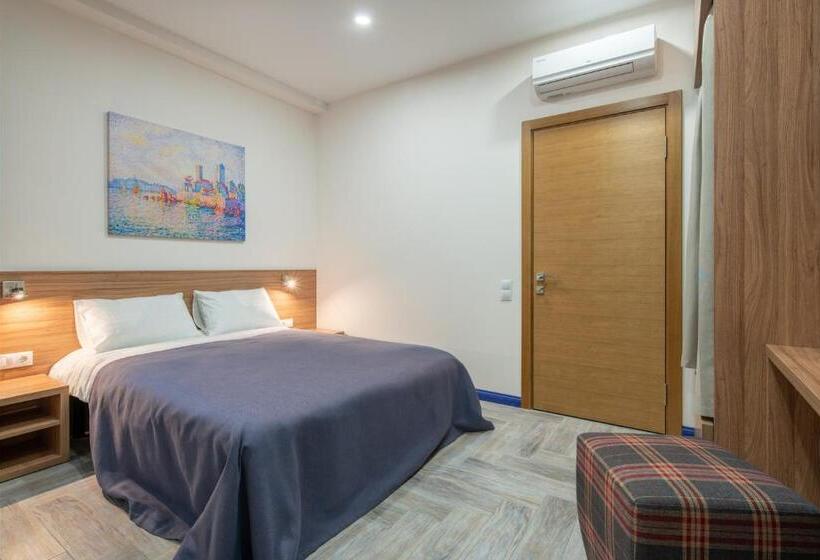 اتاق اکونومی, Comfort House