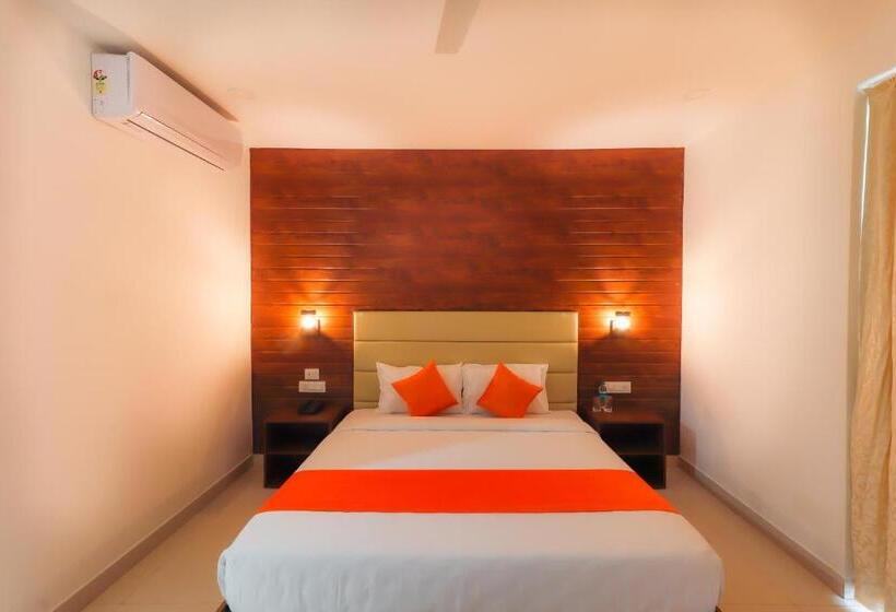 プールの見えるエクゼクティブルーム, Miranda Beach Resort Baga