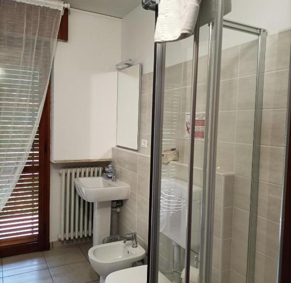 اتاق استاندارد, Guesthouse127