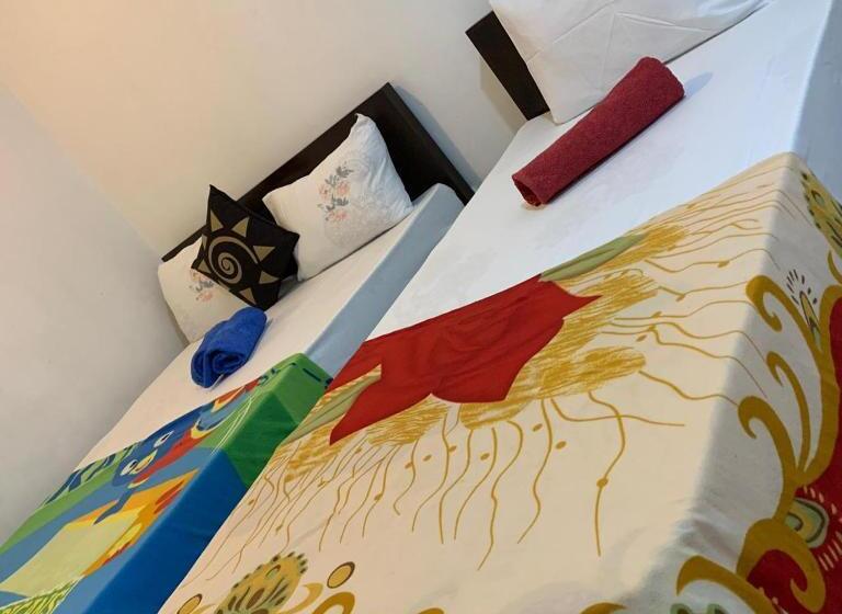 غرفة عائلية, Marcelin Family Villa