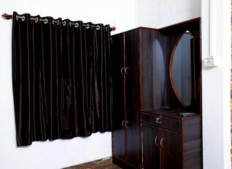 غرفة ديلوكس مزودة بشرفة, Om Sai Guest House