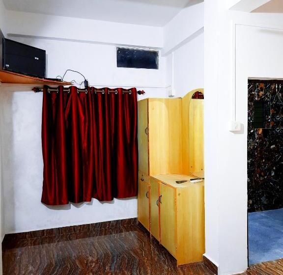 غرفة ديلوكس مزودة بشرفة, Om Sai Guest House