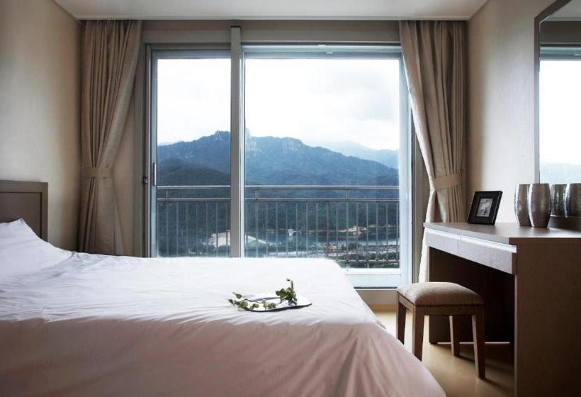 Семейный Номер, Seorak I Park Condo