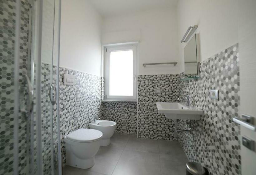 スタンダードトリプルルーム, Sami B&b