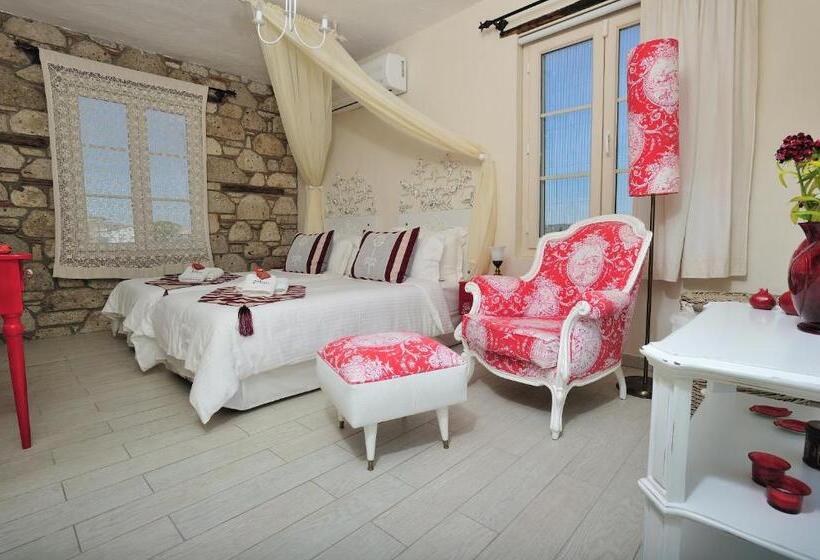 Номер Deluxe с Балконом, Alaçatı Sultan Konak Butik Otel ℳℛ Luxury Concept
