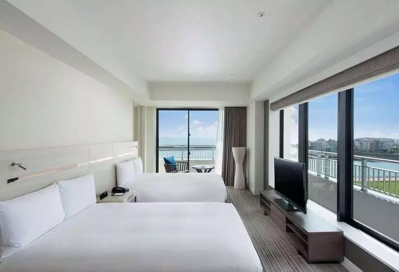 デラックススイート, Hilton Okinawa Chatan Resort