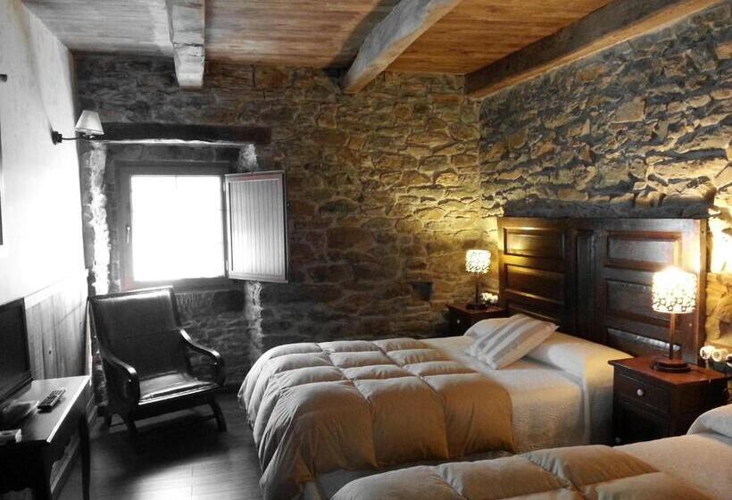 Четырехместный Номер Стандарт, Hostal De Montaña La Aldeya