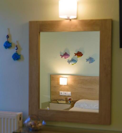 Трехместный Superior Вид на Море, Aptera Beach