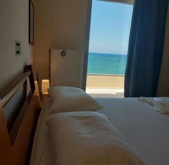 オーシャンビュースイート, Aptera Beach